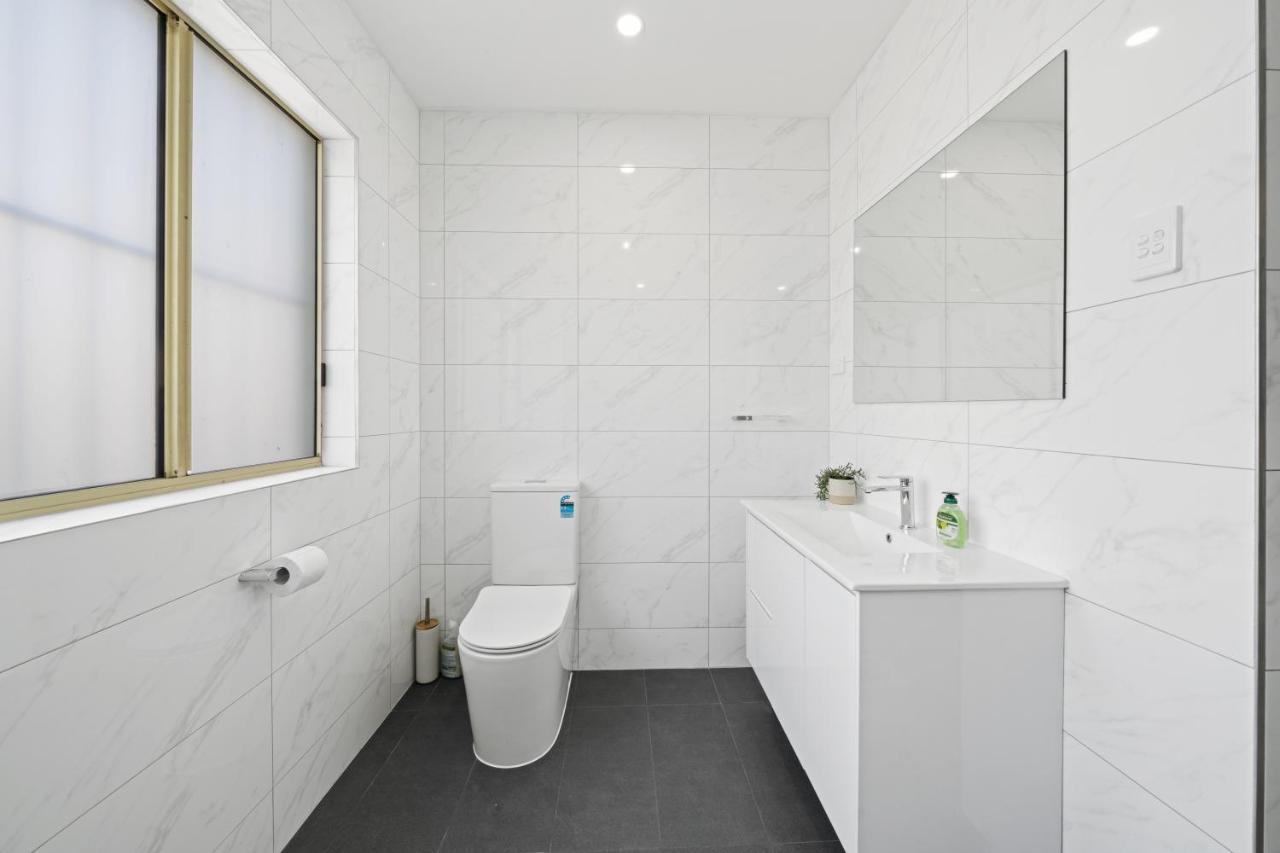 Burwood New 2 Bedroom 2 Bath Apt Free Parking Sydney Bagian luar foto