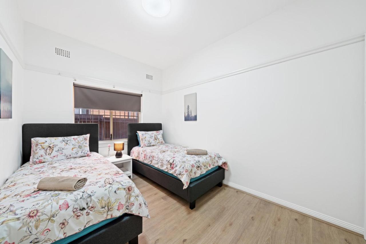 Burwood New 2 Bedroom 2 Bath Apt Free Parking Sydney Bagian luar foto